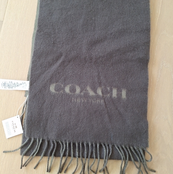 NWT COACH CASHMERE Military Green  Bi-color Logo SCARF F86542 - Picture 1 of 5